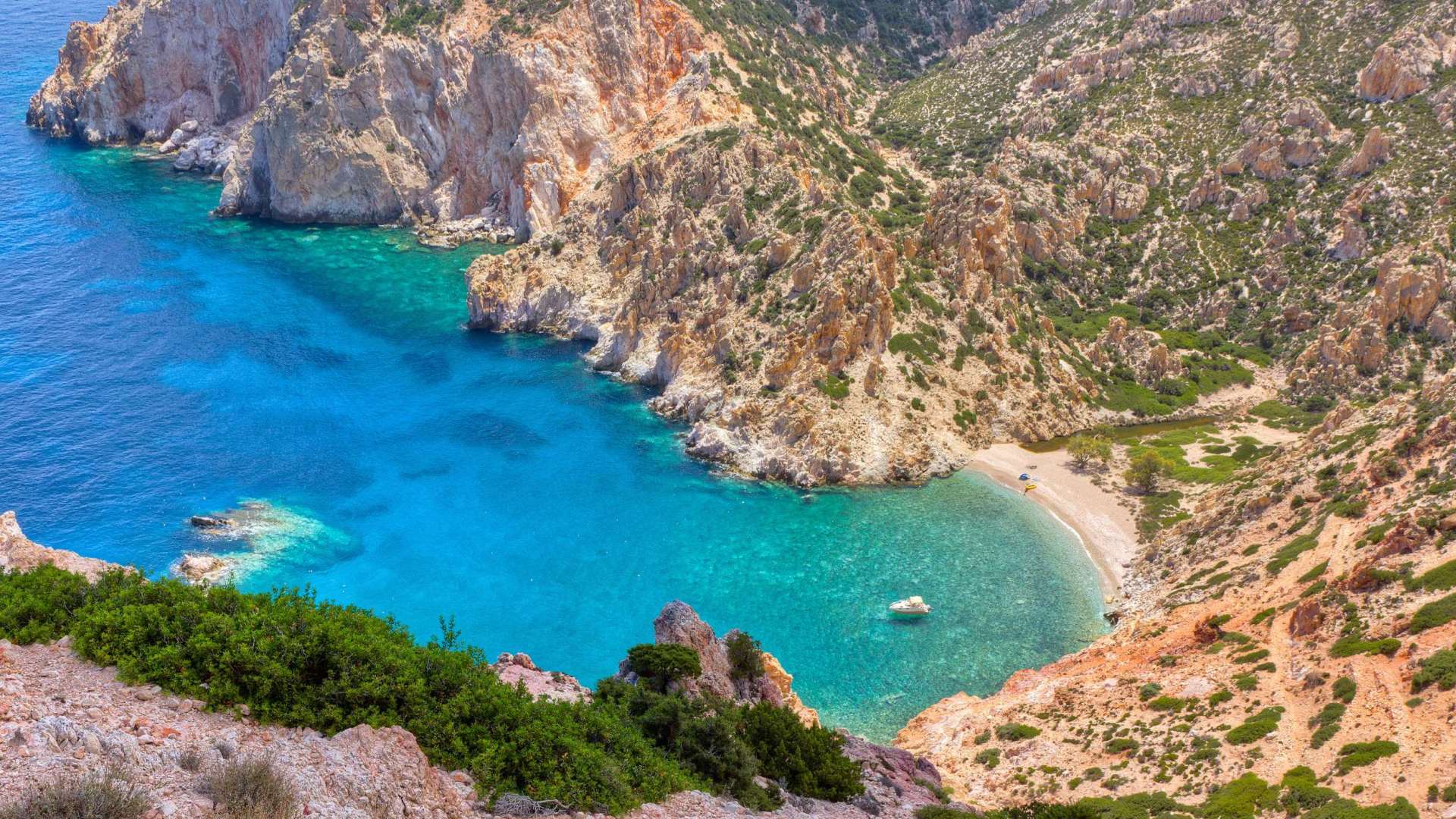 Κρουαζιέρα σε Κίμωλο & Πολύαιγο με ιδιωτικό σκάφος